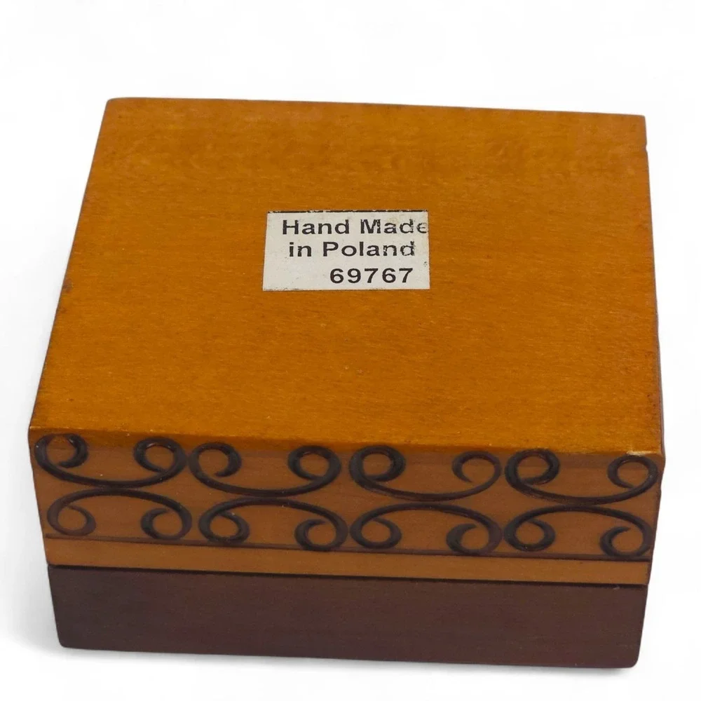 Handmade authentic polish
